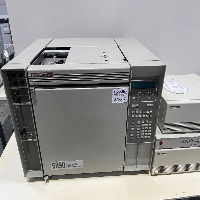 Hewlett Packard 5890 Series II Gas Chromatograph image 2